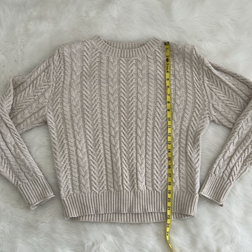 Evereve Alexis Strong Shoulder Cable Pullover- Cream - Size Large - Picture 8 of 8
